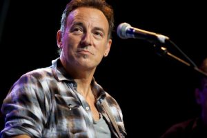 Bruce 002